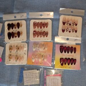 Hand Made Press On Nails 6 Sets